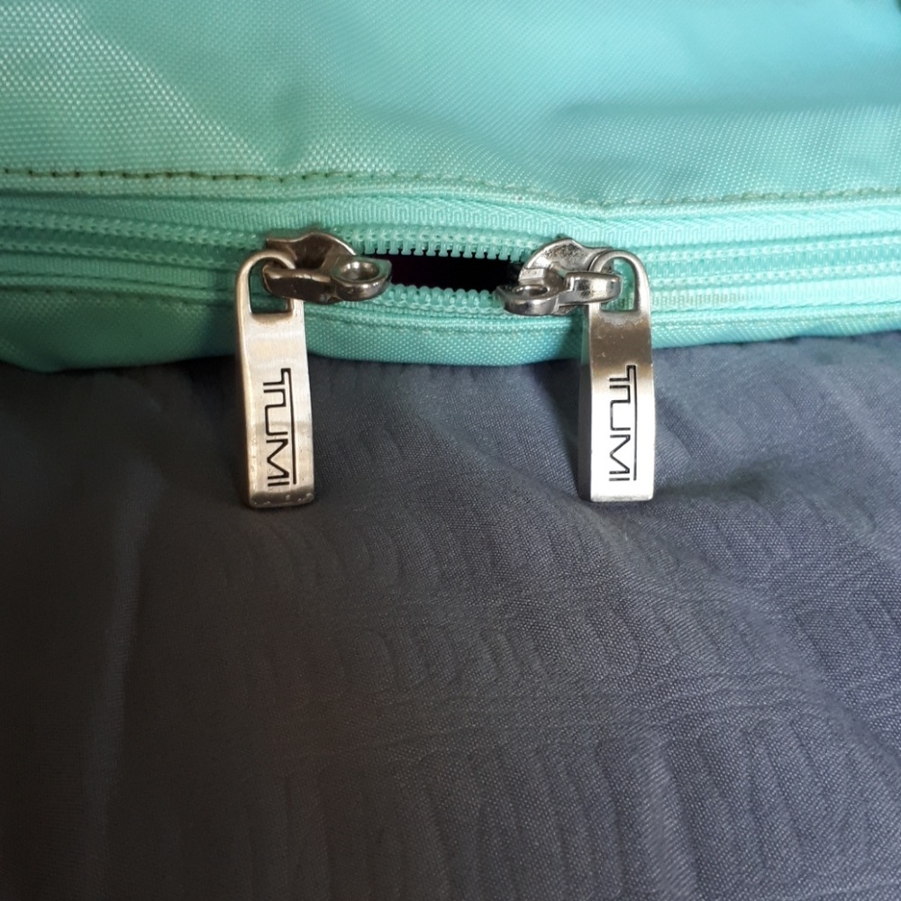 Tumi Tote - Picture 2 of 6